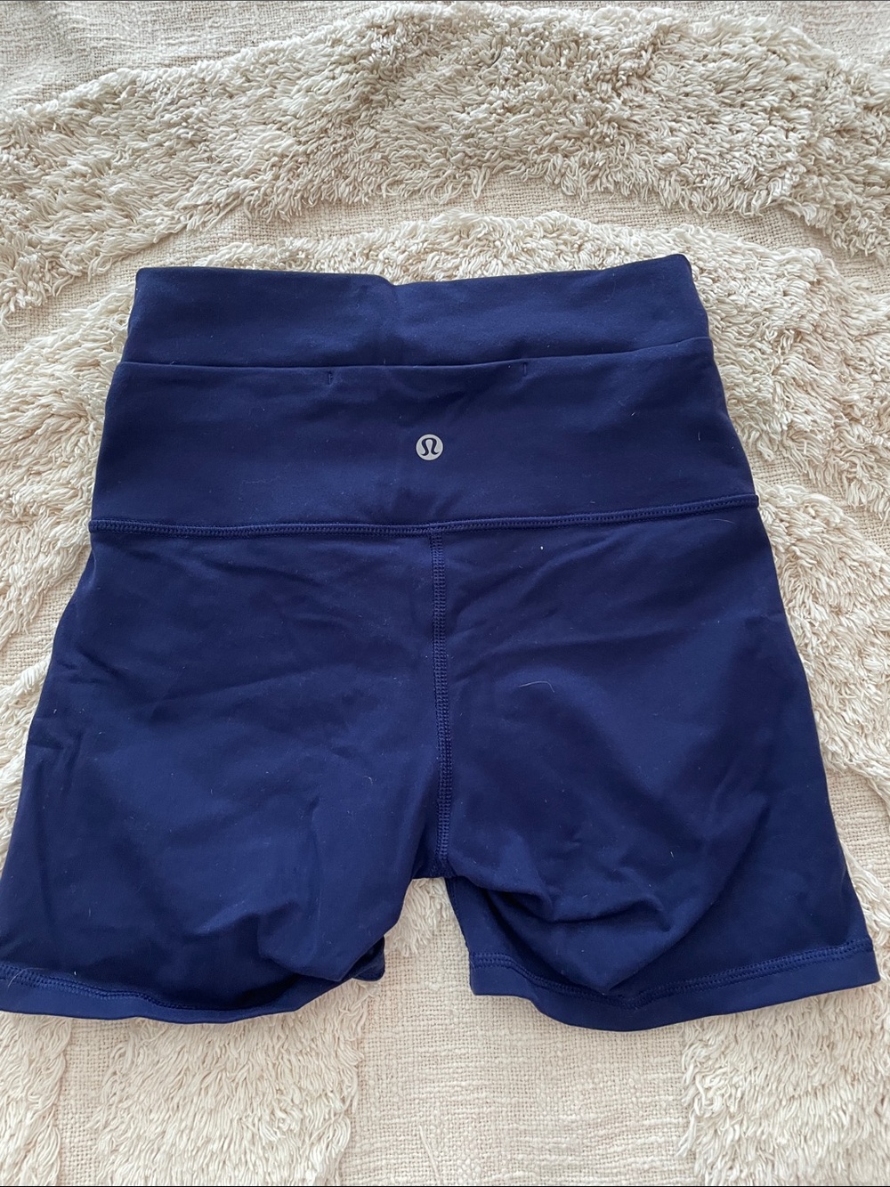 Lululemon Navy High-Rise Athletic Shorts size 4 LUON EUC